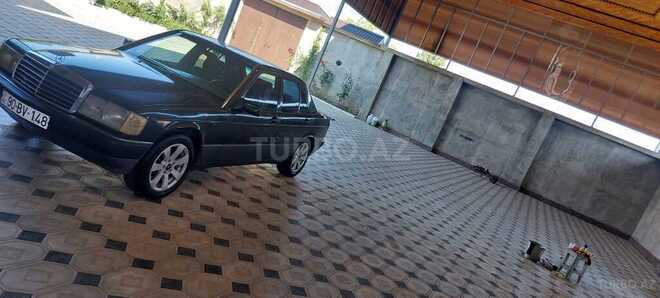 Mercedes 190 1990, 218,000 km - 2.0 l - Tovuz
