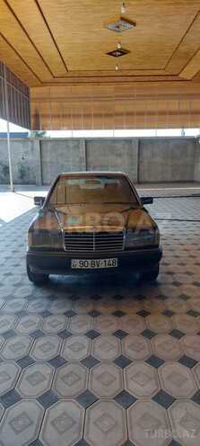 Mercedes 190 1990, 218,000 km - 2.0 l - Tovuz