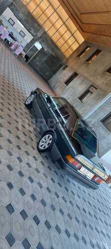 Mercedes 190 1990, 218,000 km - 2.0 l - Tovuz