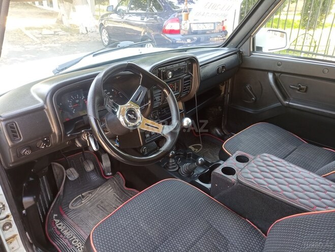LADA (VAZ) Niva 2013, 185,000 km - 1.7 л - Şirvan