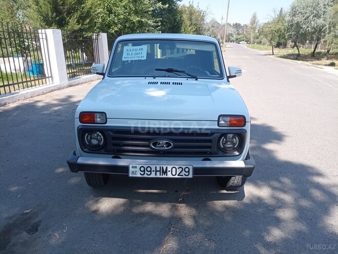 LADA (VAZ) Niva 2013, 185,000 km - 1.7 л - Şirvan