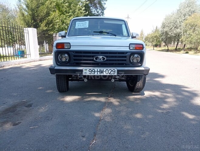 LADA (VAZ) Niva 2013, 185,000 km - 1.7 л - Şirvan