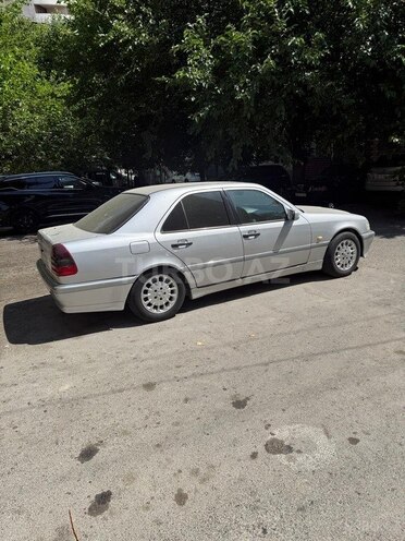 Mercedes C 240 1997, 285,000 km - 2.4 l - Bakı