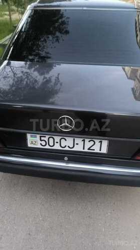 Mercedes E 220 1993, 677,000 km - 2.2 l - Sumqayıt