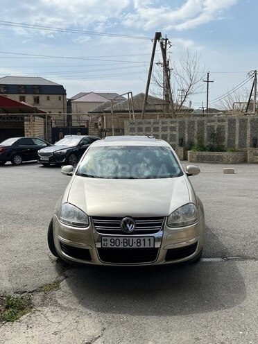 Volkswagen Jetta-8