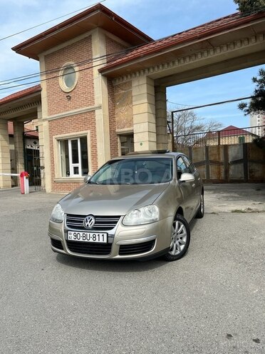 Volkswagen Jetta-13