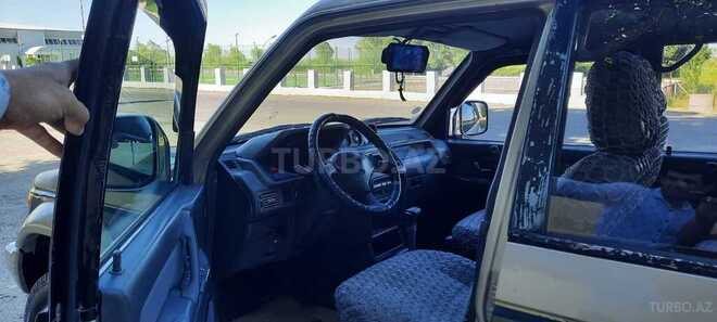 Mitsubishi Pajero 1992, 300,000 km - 2.5 л - Lənkəran