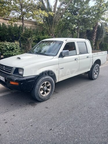 Mitsubishi L200 2003, 566,800 km - 2.5 l - Bakı