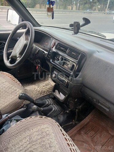 Mitsubishi L200 2003, 566,800 km - 2.5 l - Bakı