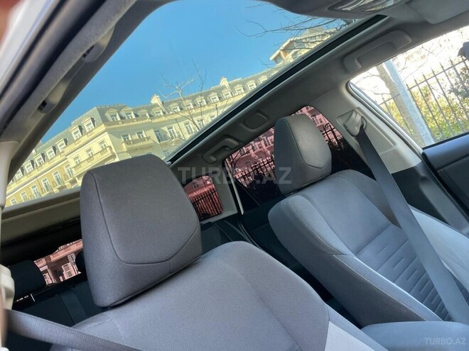 Toyota Auris 2015, 193,000 km - 1.8 l - Bakı