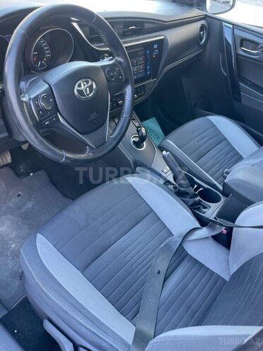 Toyota Auris 2015, 193,000 km - 1.8 l - Bakı