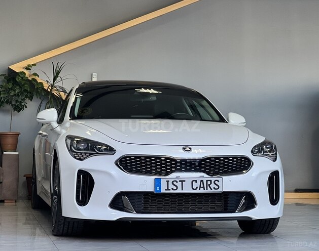 Kia Stinger-1