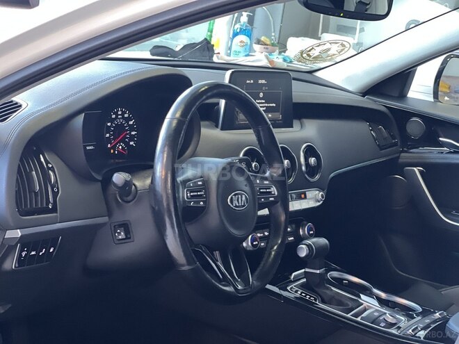 Kia Stinger-15