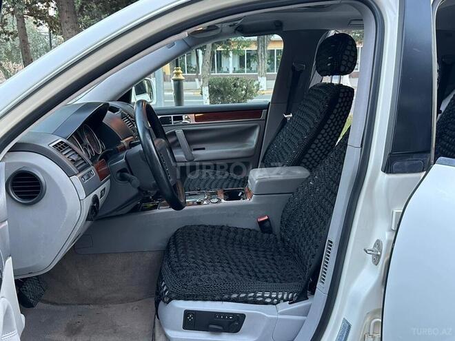 Volkswagen Touareg 2004, 279,498 km - 3.2 l - Sumqayıt
