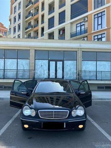 Mercedes C 220 d 2002, 590,000 km - 2.2 l - Bakı