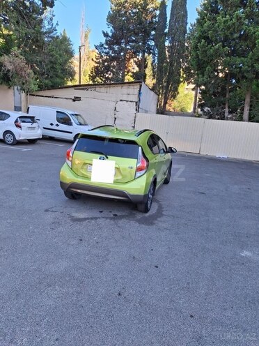 Toyota Aqua 2015, 116,000 km - 1.5 l - Bakı