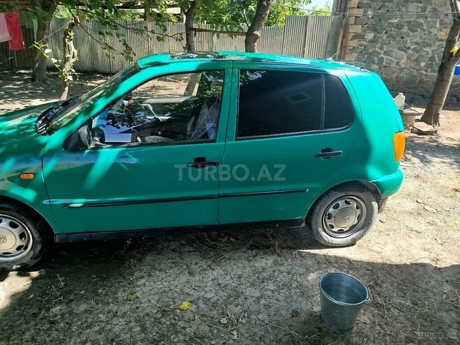 Volkswagen Polo 1996, 162,903 km - 1.6 l - Qax