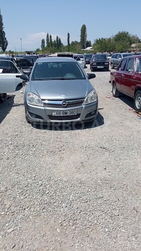 Opel Astra 2005, 238,000 km - 1.4 l - Yevlax