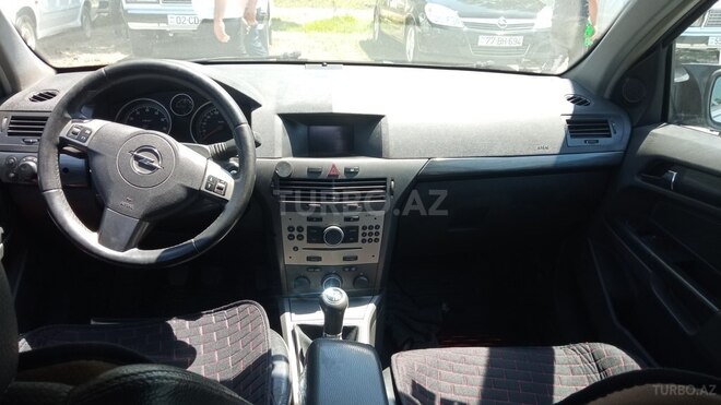 Opel Astra 2005, 238,000 km - 1.4 l - Yevlax