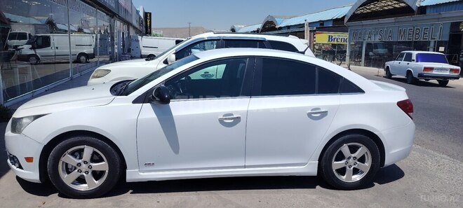Chevrolet Cruze-6