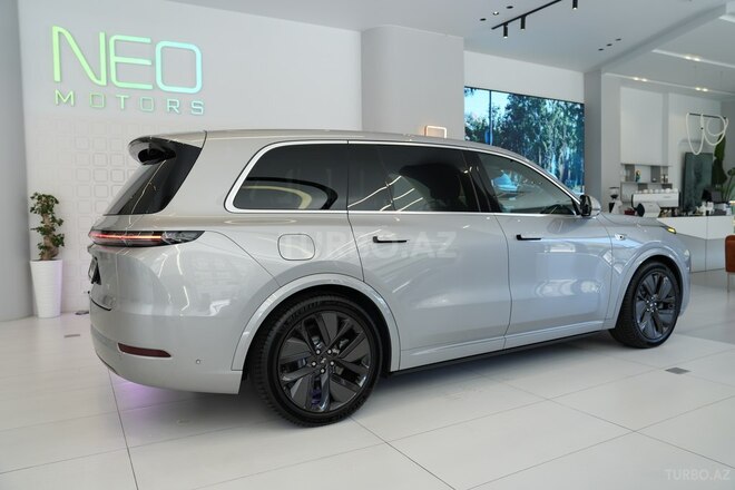 Li Auto L9 2024, 0 km - 1.5 l - Bakı
