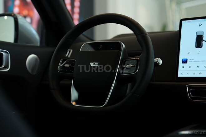 Li Auto L9 2024, 0 km - 1.5 l - Bakı