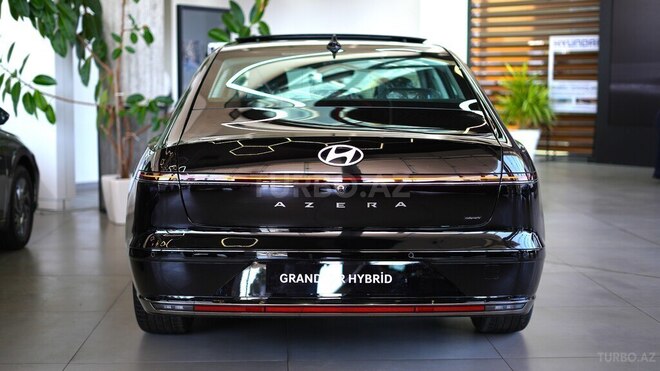 Hyundai Azera-8