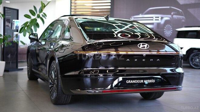 Hyundai Azera-9