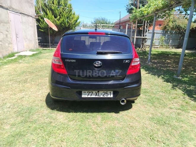 Hyundai i30 2008, 288,000 km - 1.4 л - Masallı