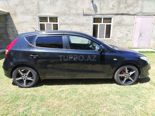 Hyundai i30 2008, 288,000 km - 1.4 л - Masallı