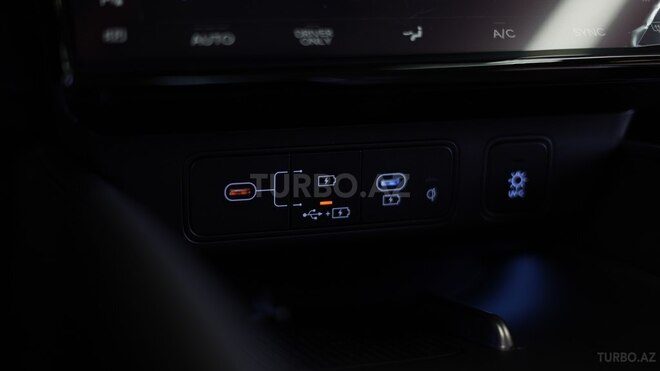 Hyundai Azera-34