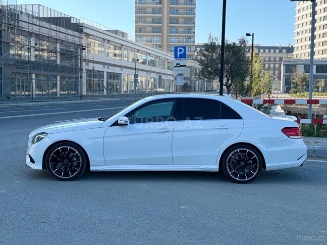 Mercedes E 200-2