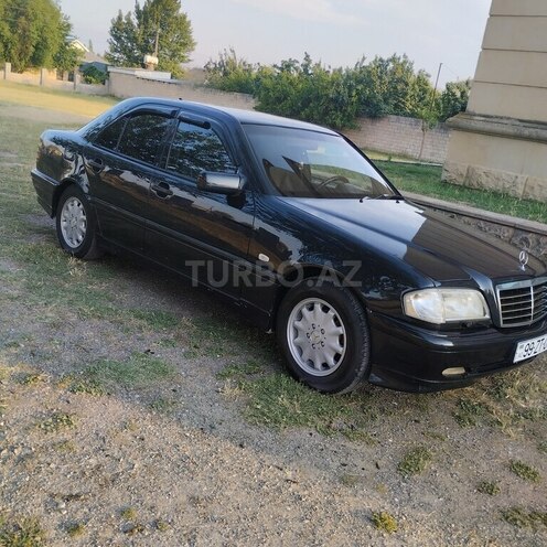Mercedes C 200 1999, 122,000 km - 2.0 l - Beyləqan