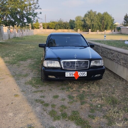 Mercedes C 200 1999, 122,000 km - 2.0 l - Beyləqan