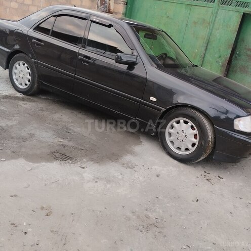 Mercedes C 200 1999, 122,000 km - 2.0 l - Beyləqan