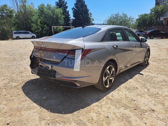 Hyundai Elantra 2022, 42,265 km - 1.6 l - Bakı