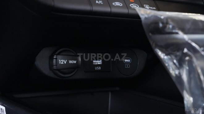 Hyundai Elantra-16