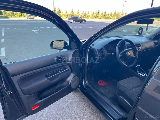 Volkswagen Golf 2003, 313,000 km - 1.6 l - Sumqayıt
