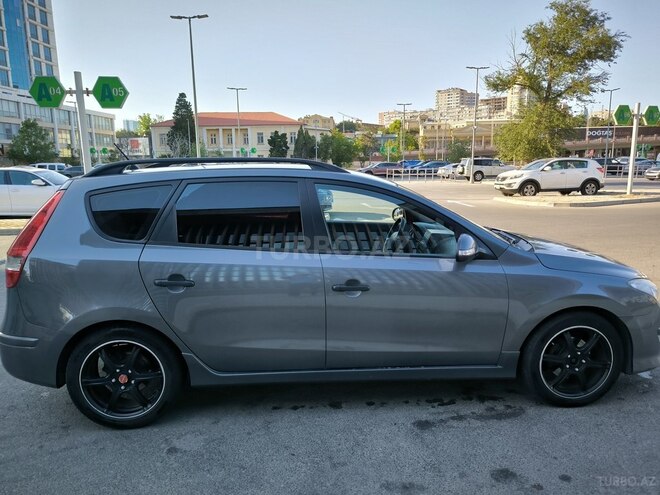 Hyundai i30 2011, 242,000 km - 1.6 l - Bakı