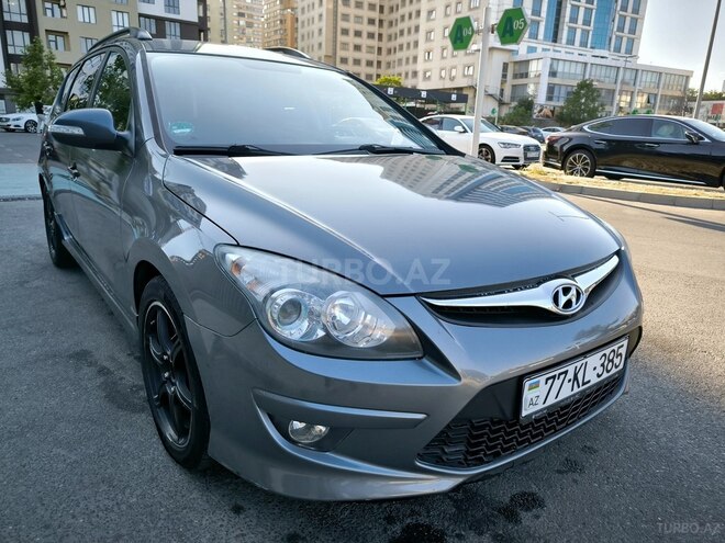 Hyundai i30 2011, 242,000 km - 1.6 l - Bakı