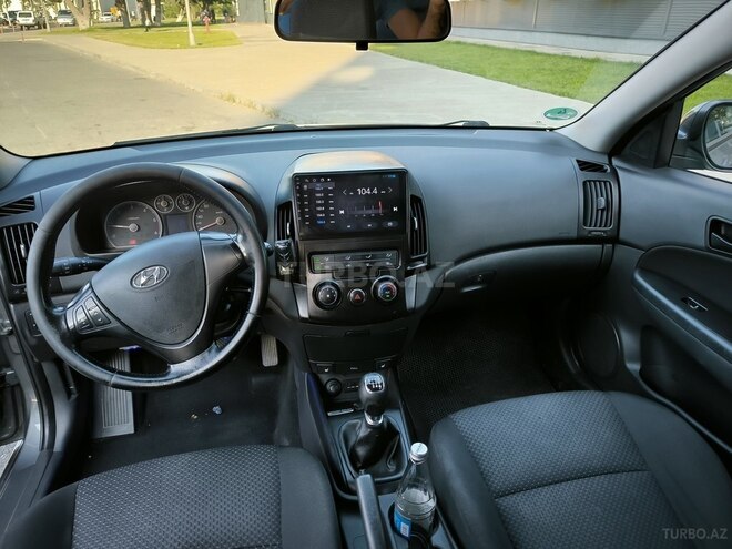 Hyundai i30 2011, 242,000 km - 1.6 l - Bakı