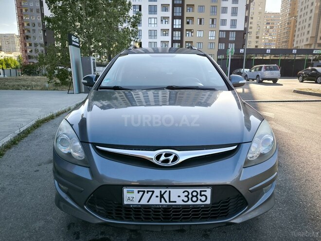 Hyundai i30 2011, 242,000 km - 1.6 l - Bakı