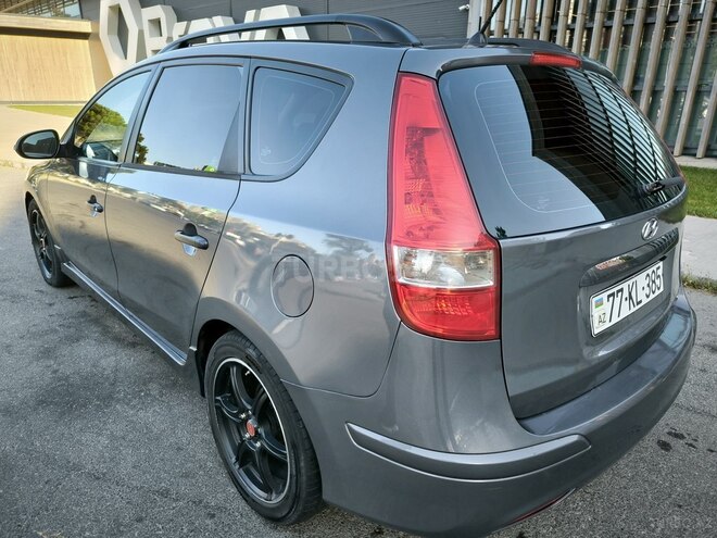 Hyundai i30 2011, 242,000 km - 1.6 l - Bakı
