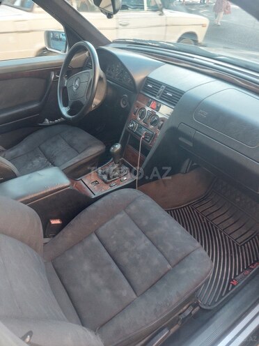 Mercedes C 180 1995, 560,000 km - 1.8 l - Gəncə