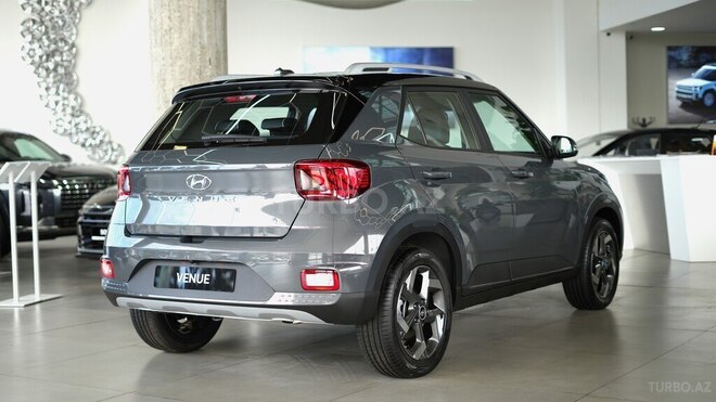 Hyundai Venue-7