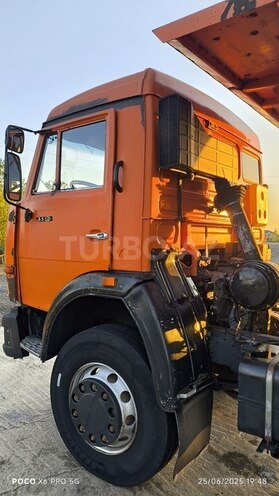 KamAz 6520 1985, 250,000 km - 11.0 l - Salyan
