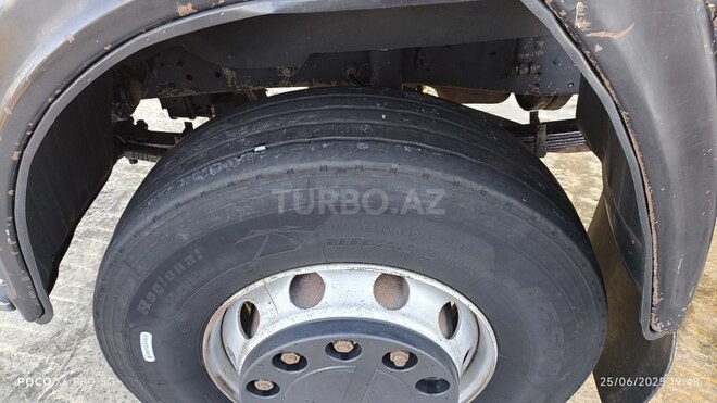 KamAz 6520 1985, 250,000 km - 11.0 l - Salyan