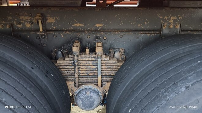 KamAz 6520 1985, 250,000 km - 11.0 l - Salyan