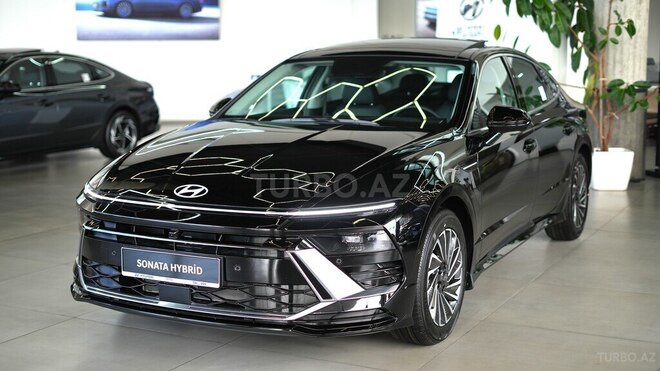 Hyundai Sonata-1