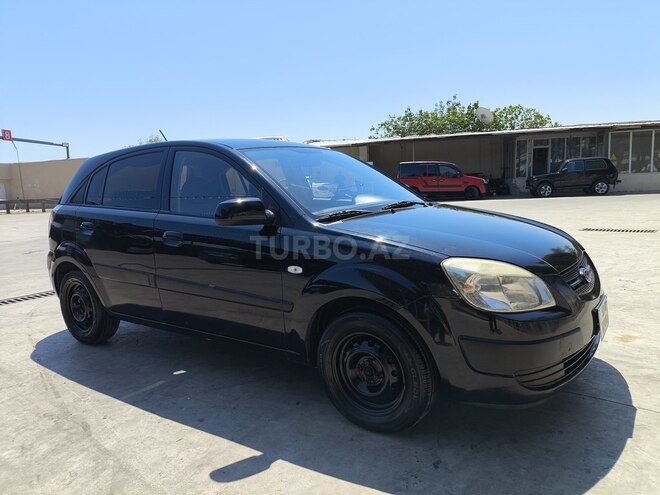 Kia Rio 2009, 225,000 km - 1.4 l - Gəncə